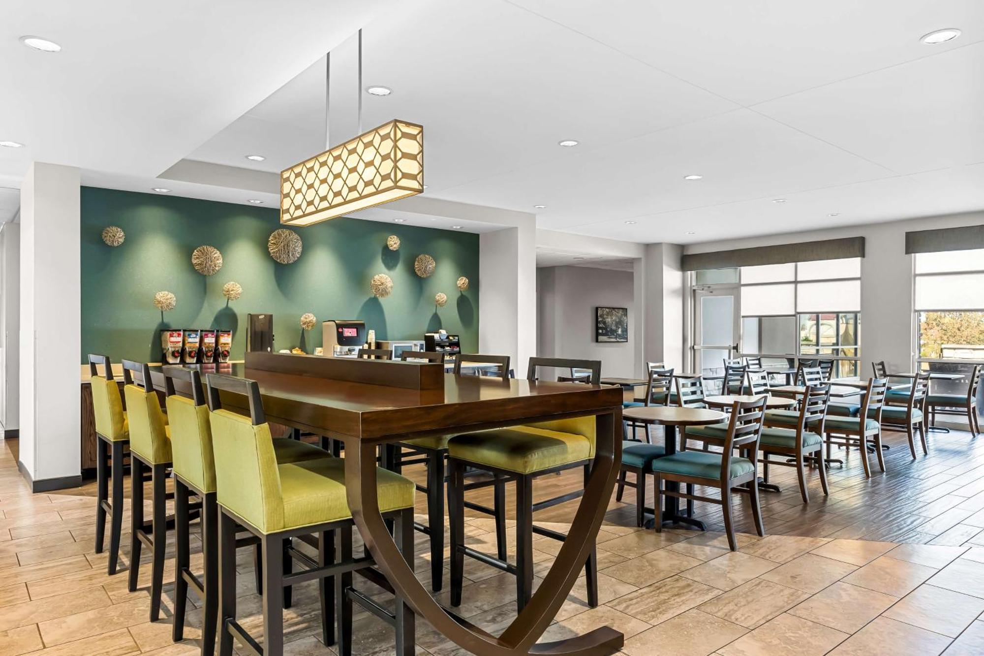 Best Western Plus Bolivar Hotel & Suites Esterno foto