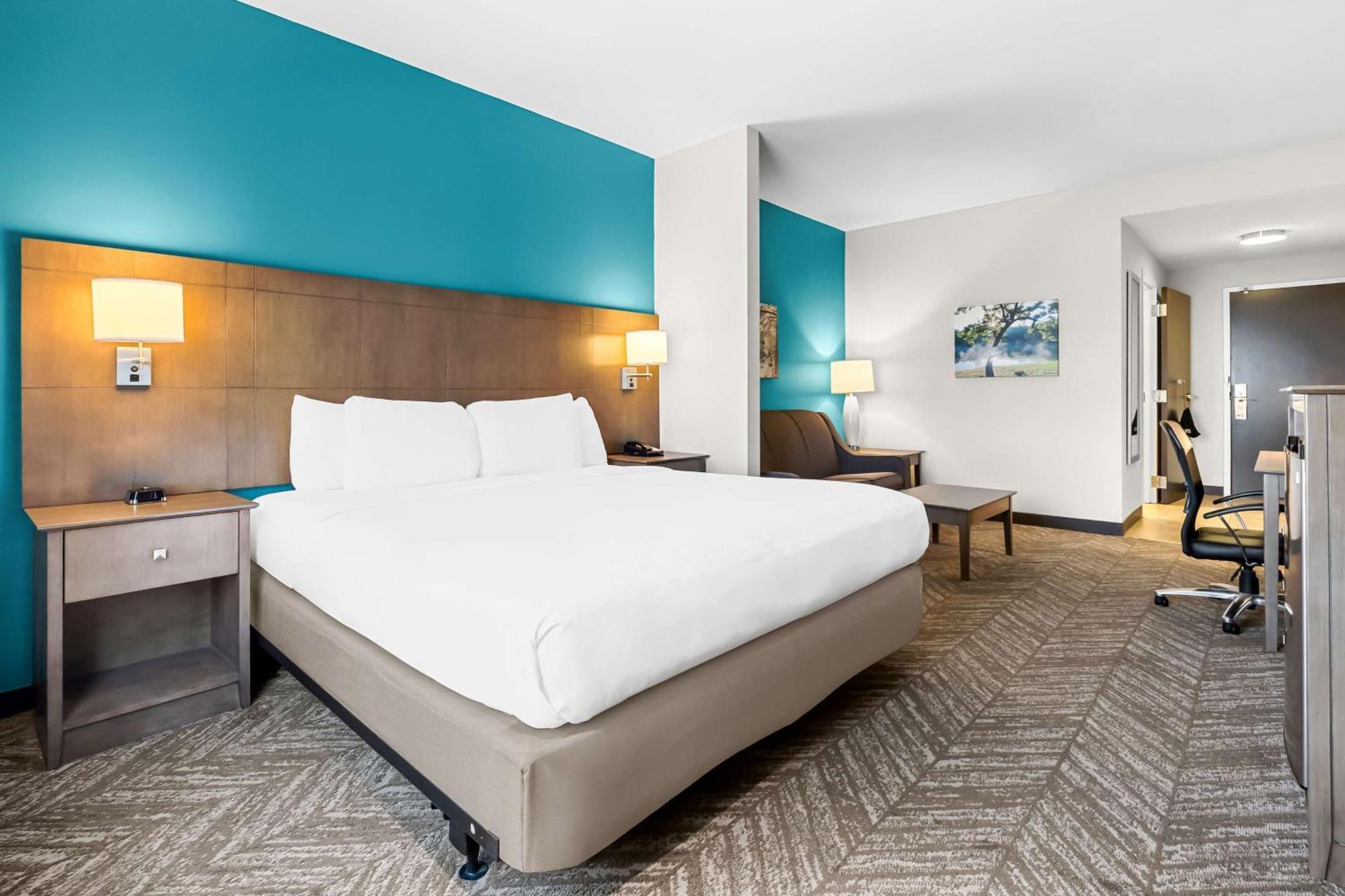 Best Western Plus Bolivar Hotel & Suites Esterno foto