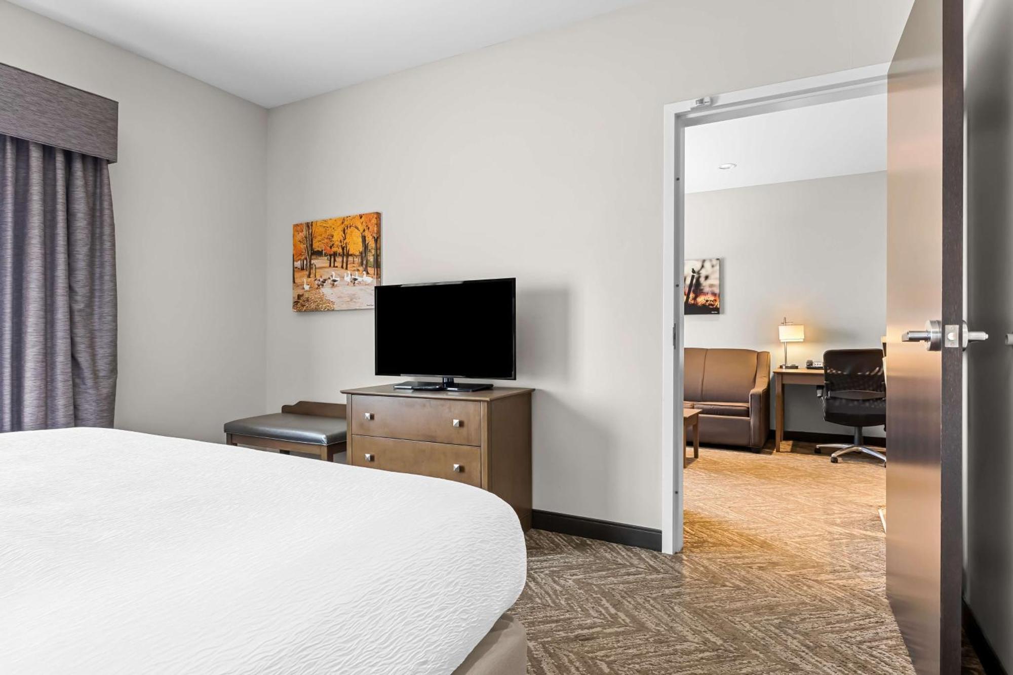Best Western Plus Bolivar Hotel & Suites Esterno foto