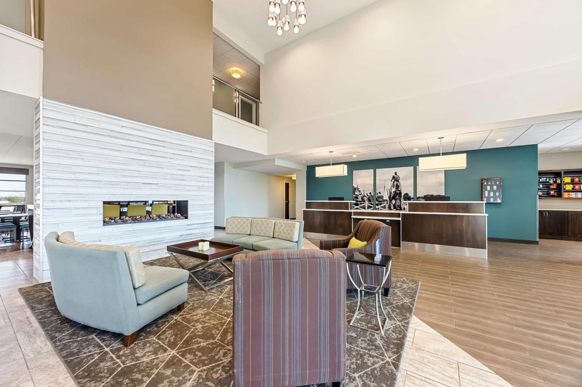 Best Western Plus Bolivar Hotel & Suites Esterno foto